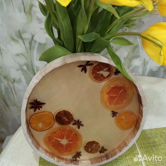 Поднос с цитрусами