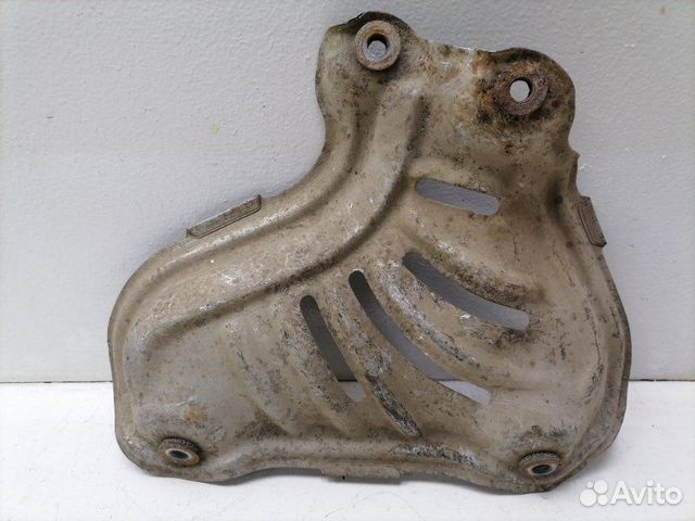 Экран тепловой Toyota Auris 2006-2012