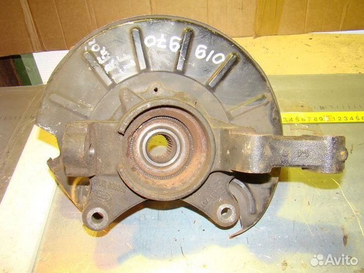 Поворотные кулаки перед Land rover freelander 99г