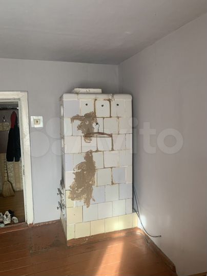 Комната 35 м² в 3-к., 2/2 эт.