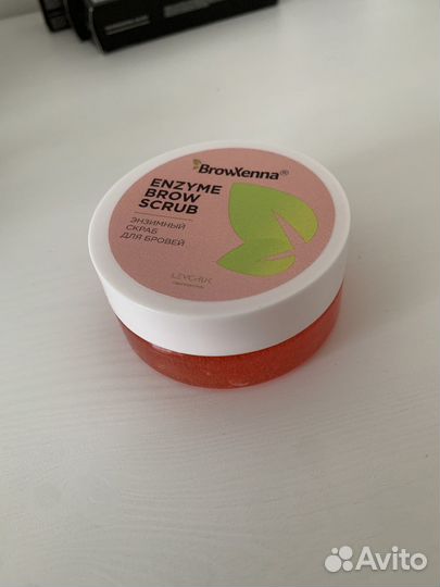 Скраб для бровей Brow Xenna
