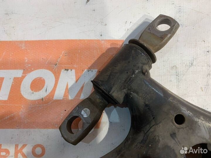 Рычаг передний левый нижний Toyota Camry XV40 2008