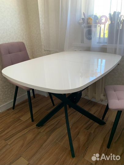 Кухонный стол