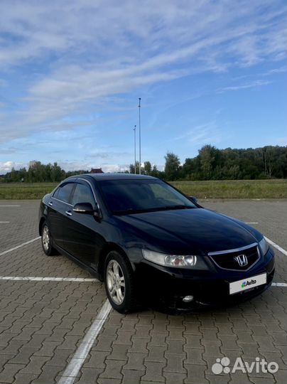Honda Accord, 2004