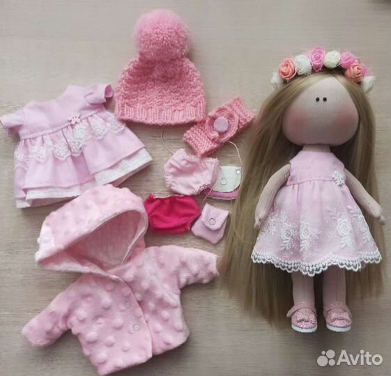 Интерьерная кукла Тильда с гардеробом