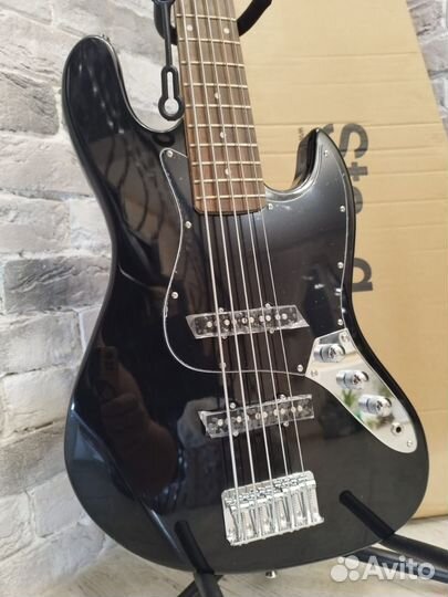 Бас-гитара Stagg SBJ-30 BLK 5S новая 5струн