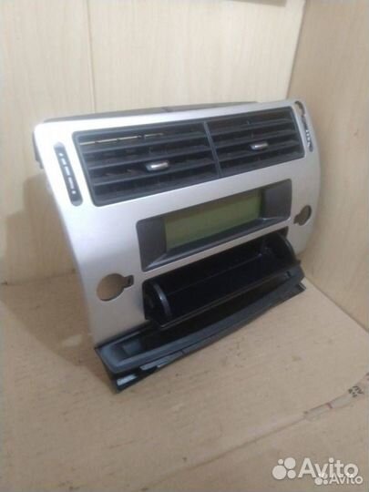 Консоль салона (центральная часть) Citroen C4