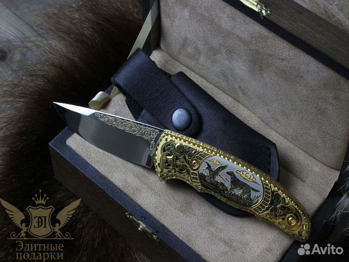 Коллекционный складной нож с золотом