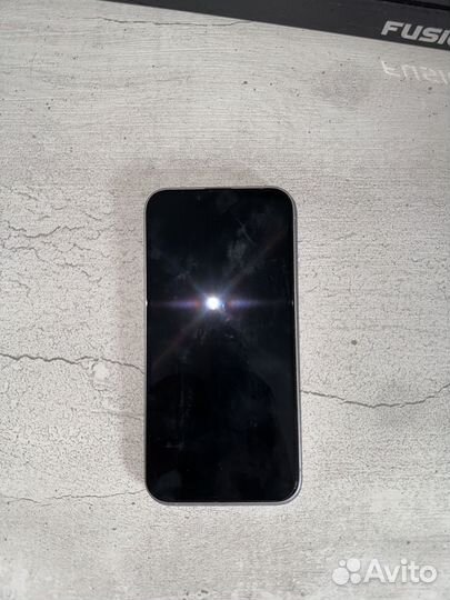 iPhone 14, 256 ГБ