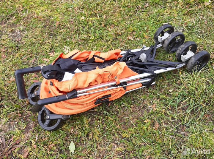 Прогулочная коляска трость jetem