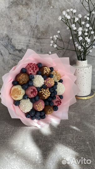 Клубника в шоколаде / Цветы, букеты из клубники