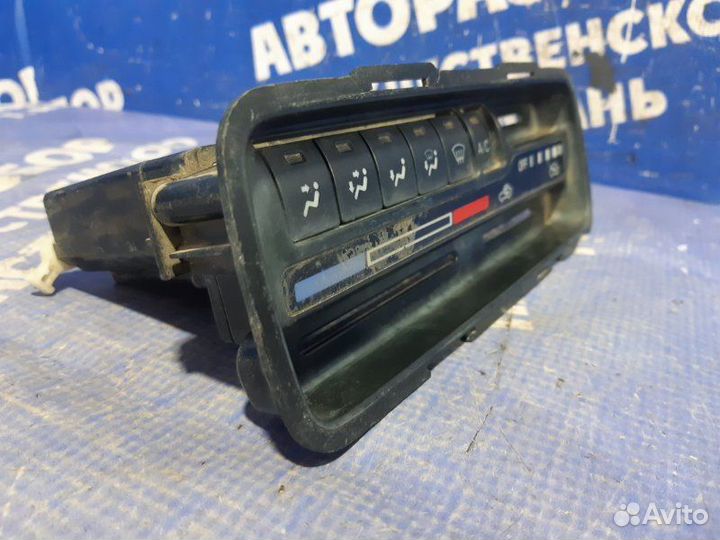 Блок управления печкой Suzuki Grand Vitara 1999