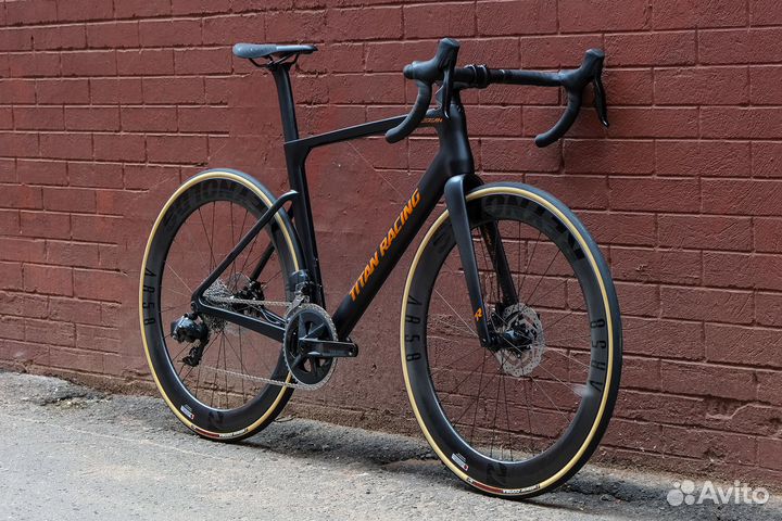 Велосипед шоссейный Titan Racing Valerian Carbon
