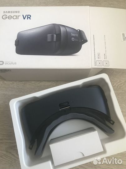 Очки виртуальной реальности Samsung Gear VR