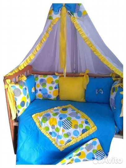 Новый Комплект в детскую кроватку