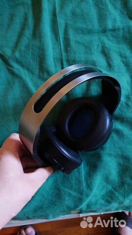 Sony Platinum Wireless Headset 7.1