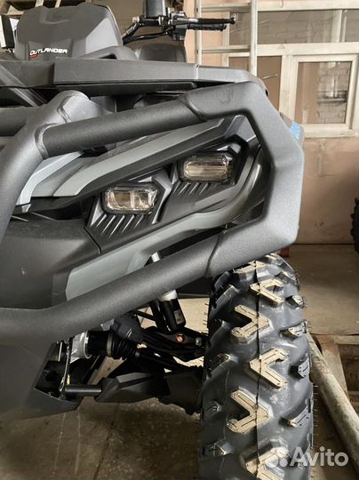 BRP CAN-AM Outlander MAX 1000 DPS