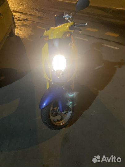 Скутер lifan LF50QT-8A