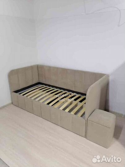 Детская кровать с мягким бортиком