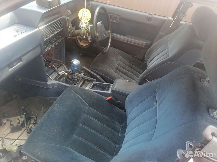 Nissan Skyline 1.8 МТ, 1989, 200 000 км