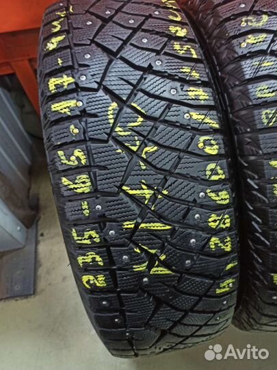 Nitto Therma Spike 235/65 R17 108T