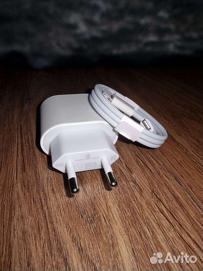 Комплект быстрой зарядки на iPhone