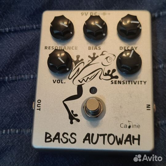 Гитарная педаль Caline CP-85. Для баса