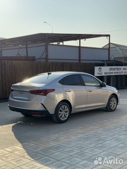 Hyundai Solaris 1.6 AT, 2020, 28 000 км