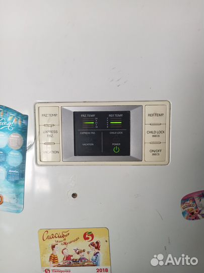 Холодильник LG с дисплеем