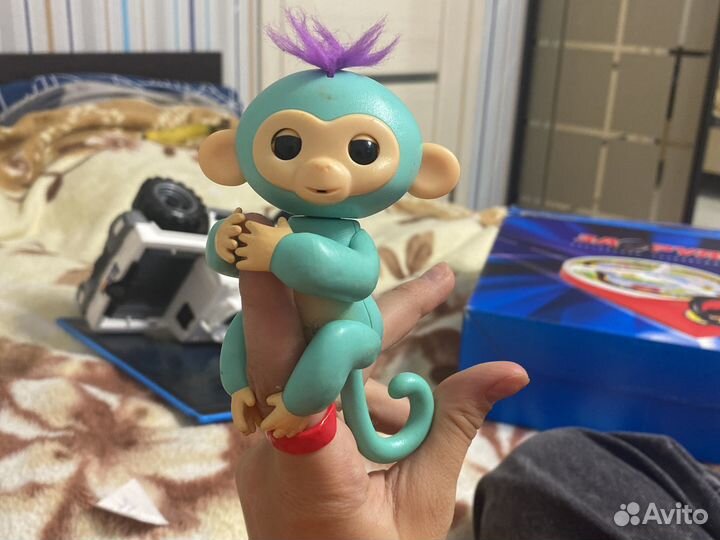 Игрушка робот