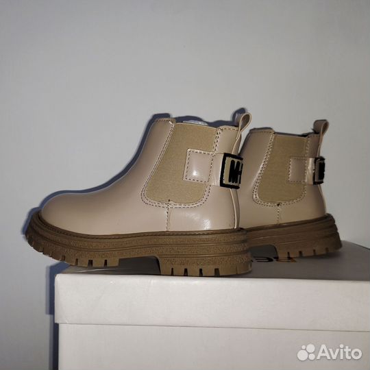 Ботинки для девочки 27 размер