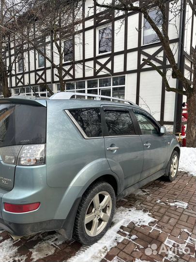 Mitsubishi Outlander 2.4 CVT, 2008, 286 000 км