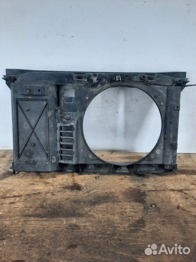 Диффузор (кожух) вентилятора Peugeot 308 хэтчбэк 5