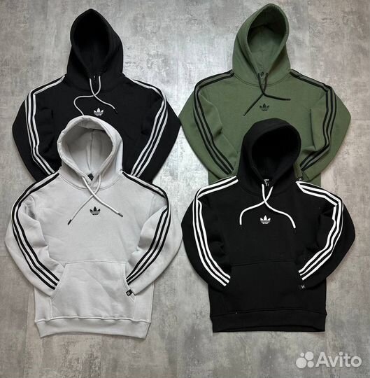 Спортивный костюм Adidas