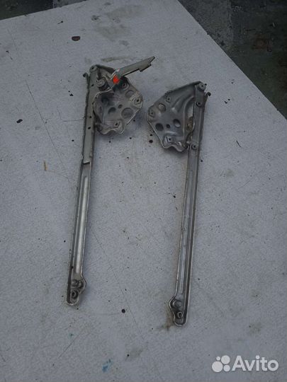 Петля капота Mеrсedеs w210 мepceдес 210