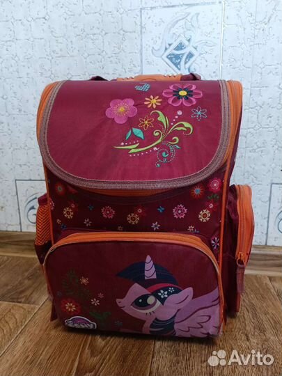 Рюкзак школьный для девочки бу