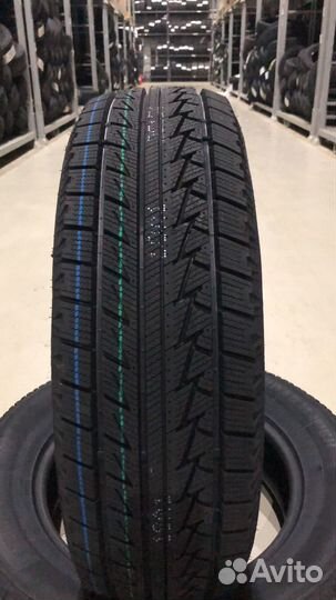 Roadmarch Snowrover 966 185/70 R14 92T