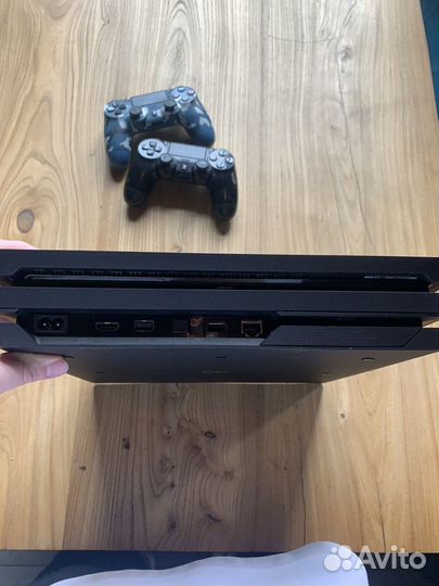 Sony playstation 4 PS4 pro