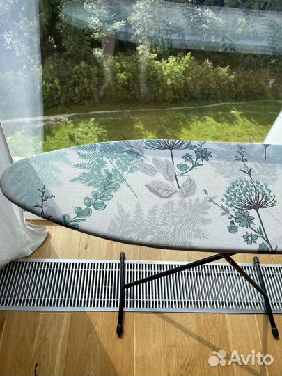 Гладильная доска InHome с подставкой для утюга