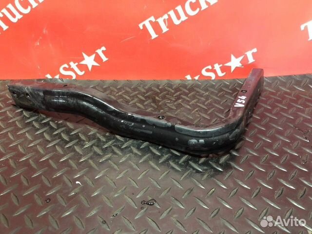 Кронштейн крыла левый Volvo FH