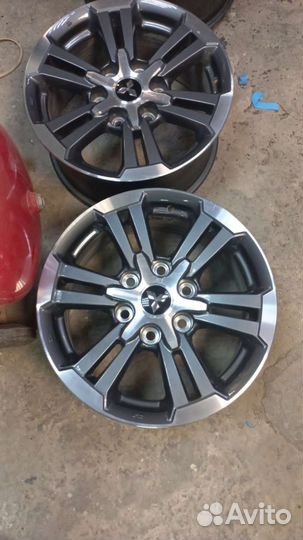 Mitsubishi Pajero R17 (12) оригинал