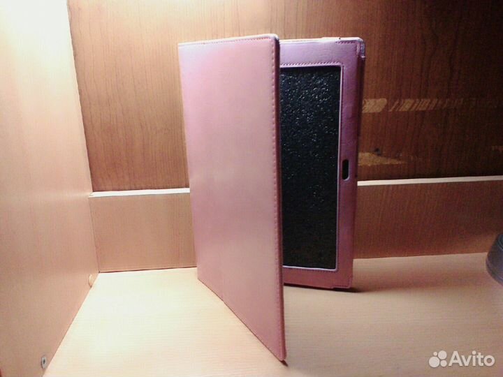 Чехлы для планшета