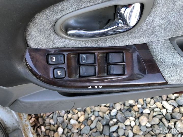 Панель управления Nissan cefiro a33