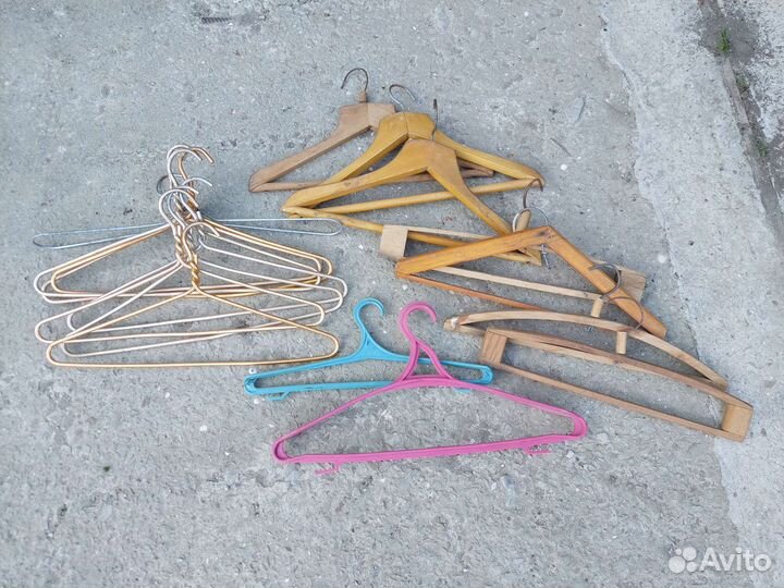 Вешалки плечики