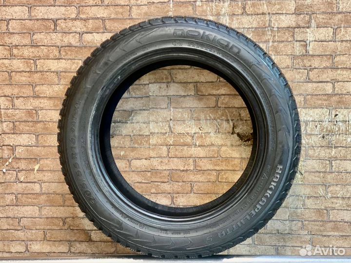 Nokian Tyres Hakkapeliitta 5 205/55 R16