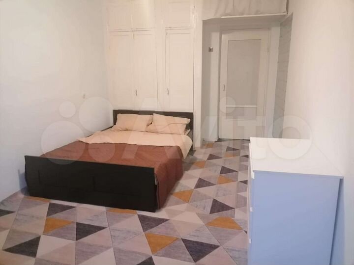 2-к. квартира, 53 м², 1/5 эт.