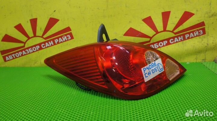 Фонарь Toyota Tiida