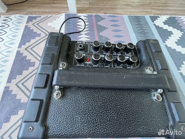 Комбоусилитель гитарный mini(можно плюс микрофон)
