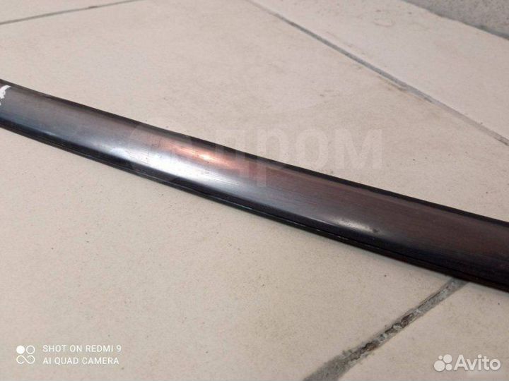 Молдинг лобового стекла Mercedes Clk W208