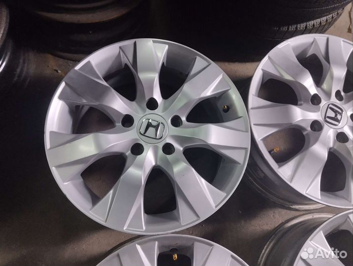 Honda r16 5x114.3 et50